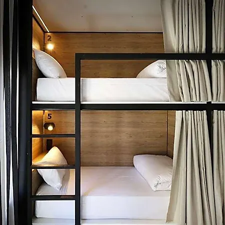 Hotel Black And White Palamos
